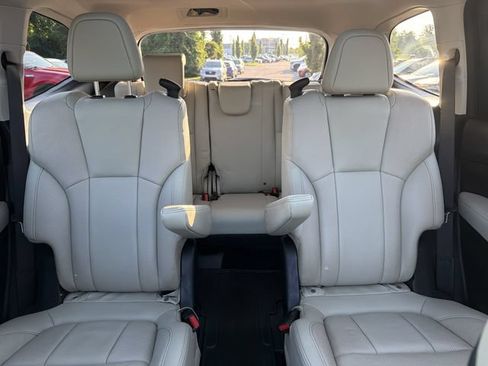 Certified 2023 Subaru Ascent Limited w/ Technology Package AWD/4WD image 36