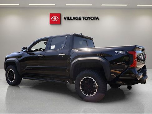 New 2026 Toyota Tacoma TRD Off-Road AWD/4WD image 3