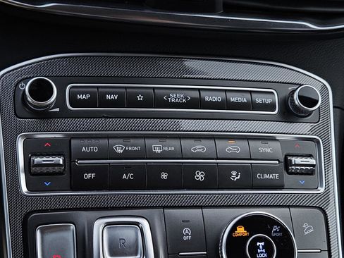 Used 2023 Hyundai Santa Fe SEL image 22