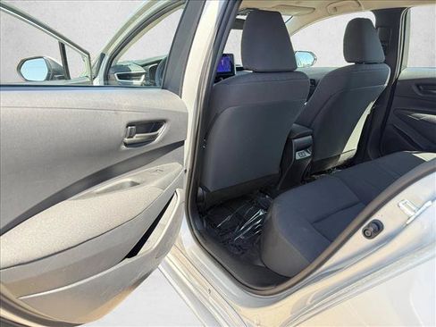 Used 2025 Toyota Corolla LE FWD image 20