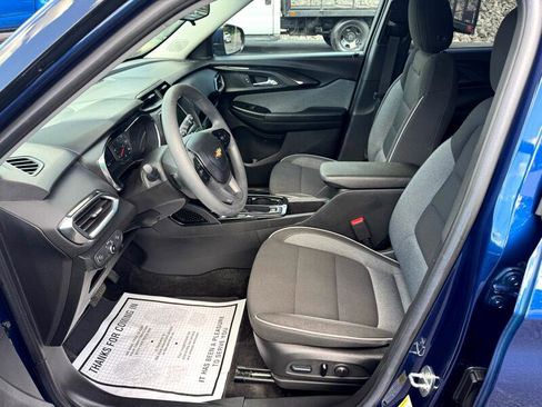 Used 2023 Chevrolet TrailBlazer LT image 10