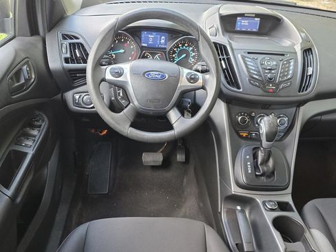 Used 2015 Ford Escape S FWD image 9