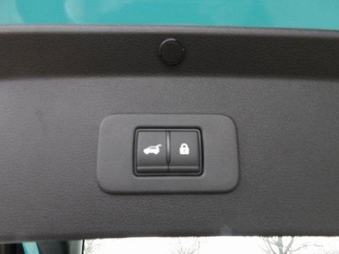 New 2026 Nissan Leaf Platinum+ w/ Cargo Package (Platinum+) image 10