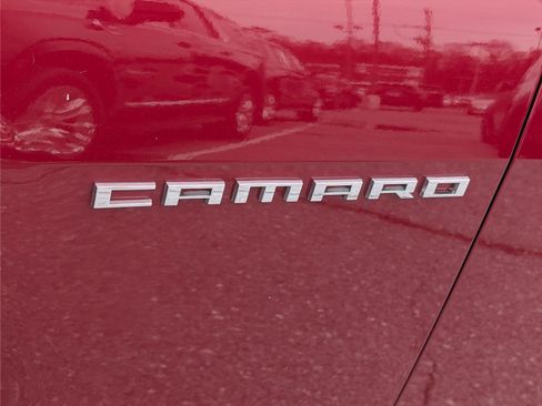 Used 2010 Chevrolet Camaro SS image 9