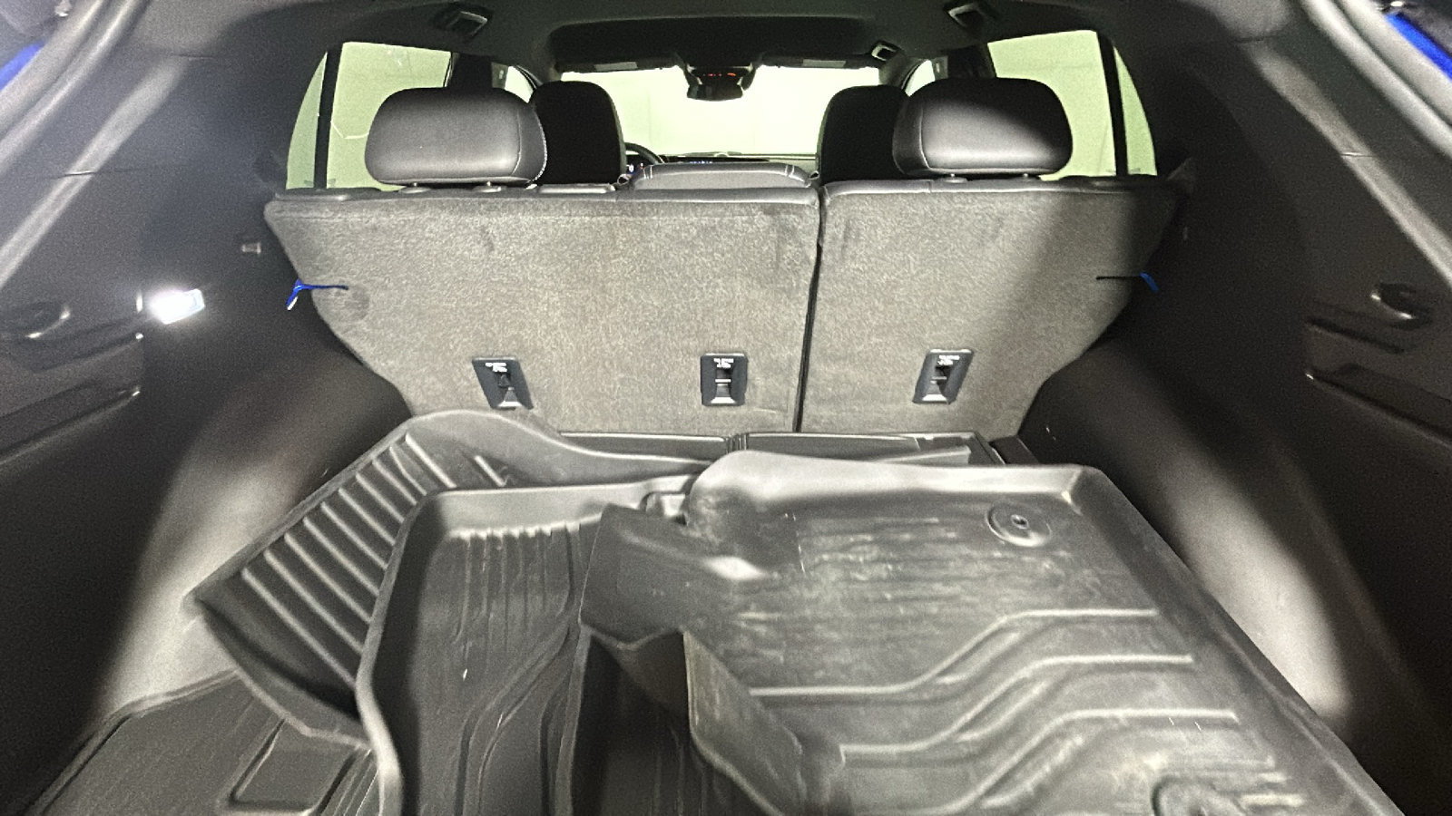 Used 2024 Chevrolet Equinox EV LT FWD image 34