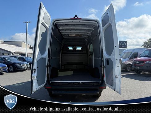 New 2026 Mercedes-Benz Sprinter 144 Cargo image 17