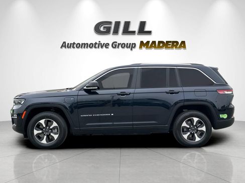 Used 2023 Jeep Grand Cherokee 4WD 4xe image 6