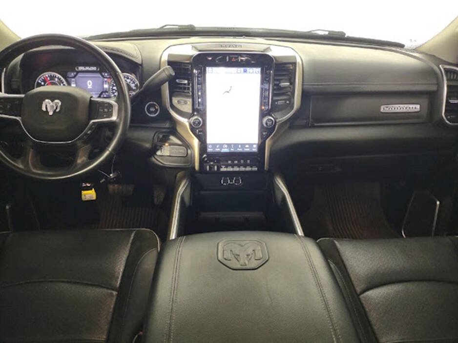 Used 2023 RAM 2500 Laramie AWD/4WD image 16