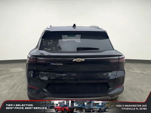 Used 2025 Chevrolet Equinox EV LT image 4