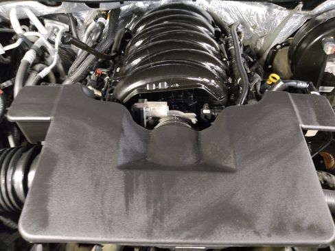 Used 2018 Chevrolet Tahoe LT RWD image 30