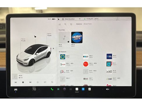 Used 2023 Tesla Model Y Long Range AWD/4WD image 29