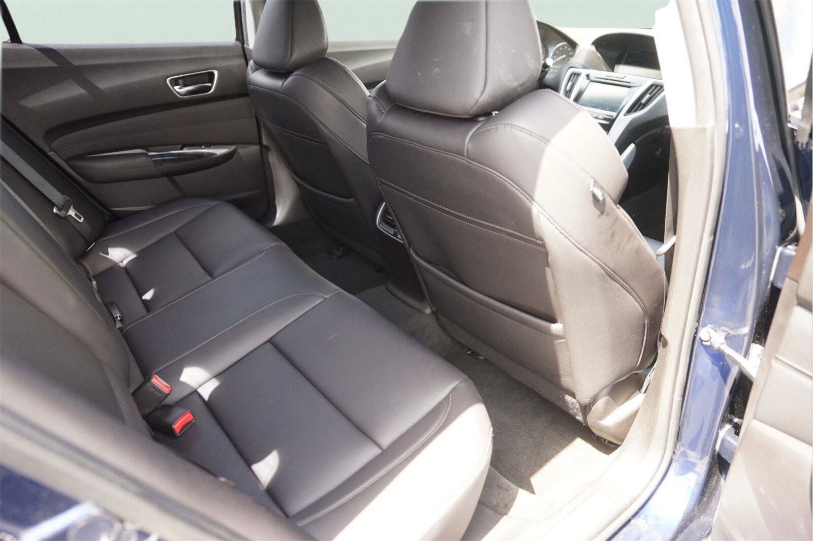 Used 2018 Acura TLX FWD image 15