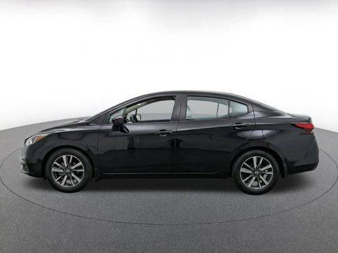 Used 2025 Nissan Versa SV FWD image 4