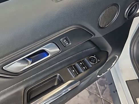 Used 2023 Ford Mustang Premium image 18