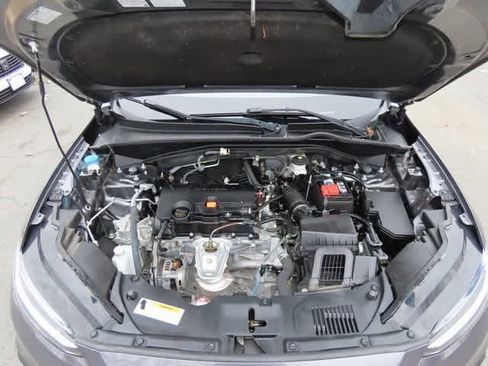 Certified 2023 Honda HR-V LX image 9