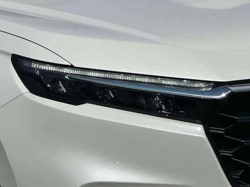 Certified 2025 Honda CR-V LX image 7