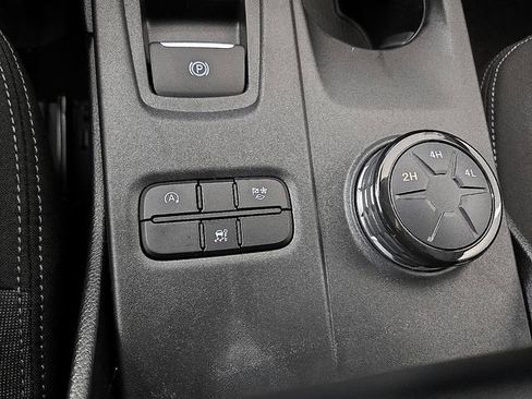 Used 2025 Ford Ranger XL image 21