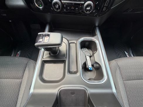 Used 2023 Chevrolet Silverado 1500 RST AWD/4WD image 11