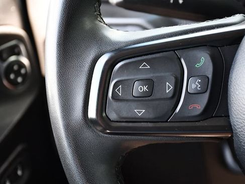 Used 2023 Jeep Gladiator Sport AWD/4WD image 32