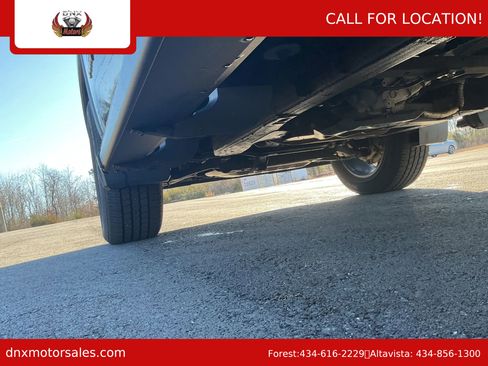 Used 2019 GMC Sierra 1500 AT4 w/ AT4 Premium Package image 16