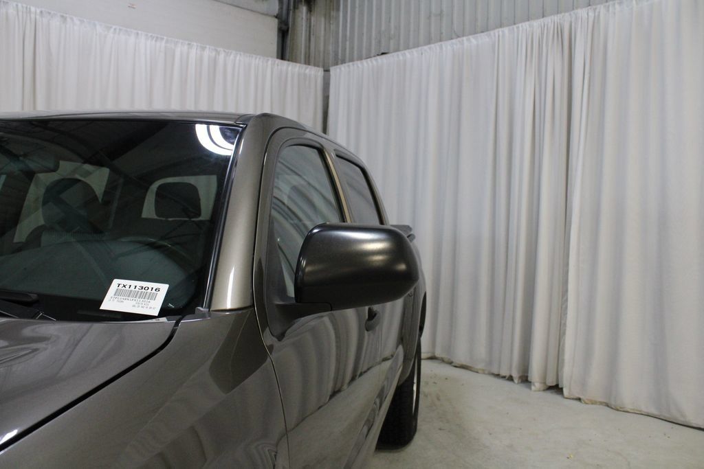 Used 2015 Toyota Tacoma 4x4 Double Cab w/ SR5 Package image 33