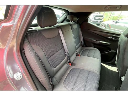 Used 2023 Chevrolet Bolt EUV LT w/ Driver Confidence Package FWD image 26
