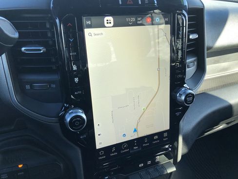 Used 2024 RAM 3500 Tradesman w/ Chrome Appearance Group image 21