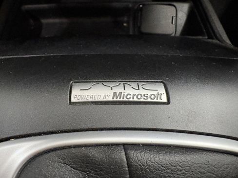 Used 2014 Ford Fusion SE FWD image 18