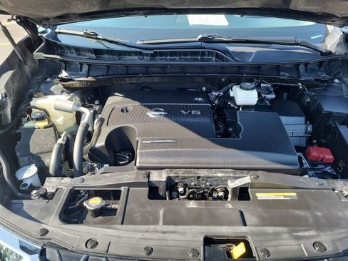 Used 2019 Nissan Murano SL AWD/4WD image 16