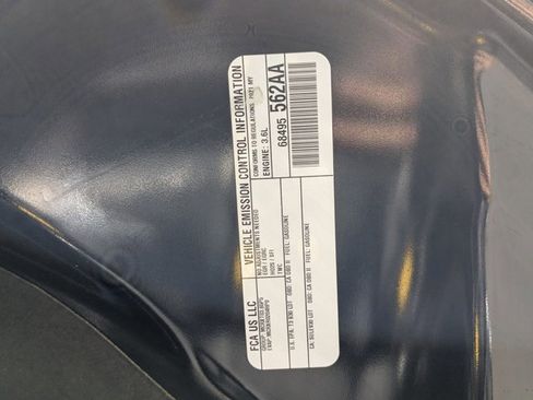 Used 2021 Jeep Grand Cherokee Laredo X image 23