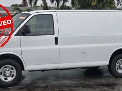 Used 2021 Chevrolet Express 3500 Cargo Van RWD 3500 135 w/ Driver Convenience Package