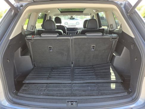 Used 2021 Volkswagen Atlas SEL Premium AWD/4WD image 25