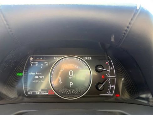 Used 2019 Lexus ES 300h w/ Accessory Package 2 FWD image 18