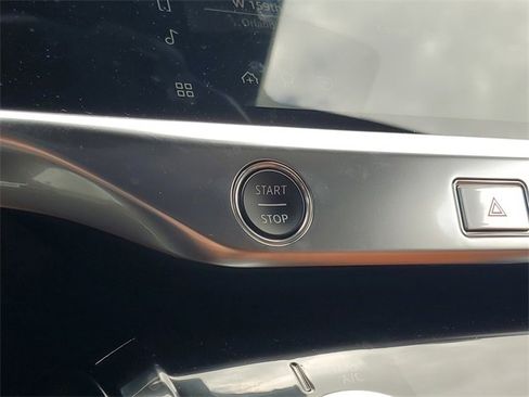 New 2024 Jaguar I-PACE R-Dynamic HSE image 29