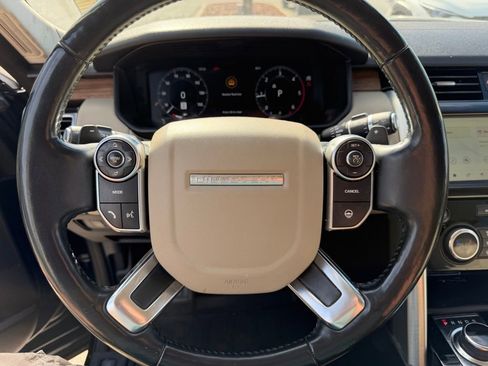 Used 2018 Land Rover Discovery HSE AWD/4WD image 26