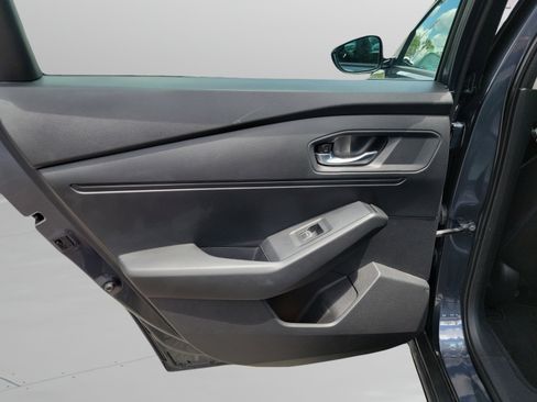 Used 2023 Honda Accord EX image 11