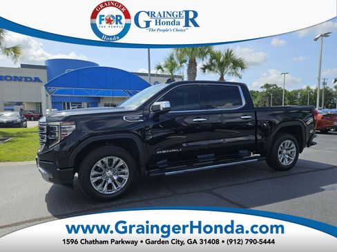 Used 2024 GMC Sierra 1500 Denali AWD/4WD image 1