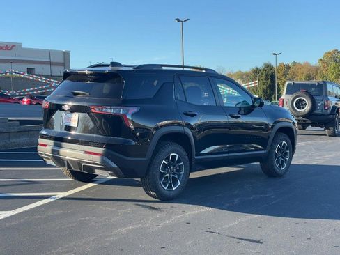 New 2026 Chevrolet Equinox ACTIV image 3