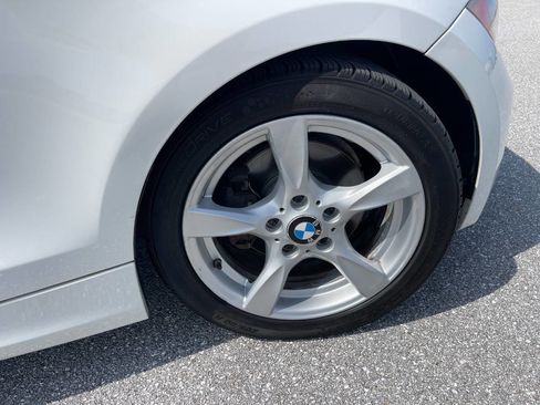Used 2013 BMW 128i Convertible image 29