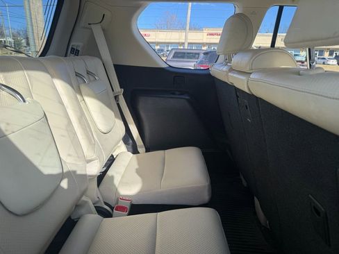 Used 2022 Lexus GX 460 Luxury w/ Off Road Package image 38