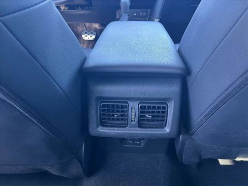 Certified 2025 Toyota Camry SE w/ Convenience Package image 17