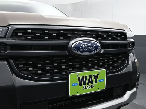 New 2025 Ford Ranger XLT w/ FX4 Off-Road Package image 15