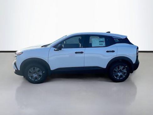 Used 2026 Nissan Kicks S FWD image 4