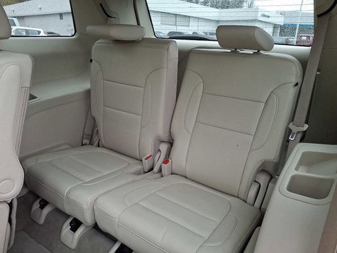 Used 2023 GMC Acadia Denali w/ Denali Technology Package image 11