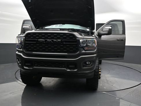 Used 2024 RAM 3500 Big Horn w/ Night Edition AWD/4WD image 39