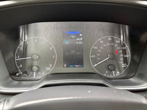 Used 2025 Toyota Corolla LE FWD image 38