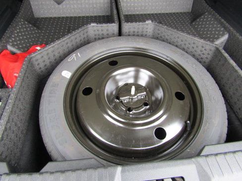 Used 2015 Ford Edge SEL w/ Equipment Group 201A AWD/4WD image 13