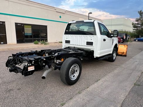 Used 2020 Ford F350 XL w/ Snow Plow Prep Package AWD/4WD image 3
