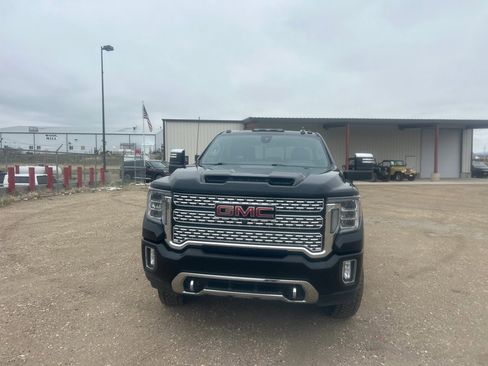 Used 2020 GMC Sierra 3500 Denali w/ Denali Ultimate Package AWD/4WD image 16