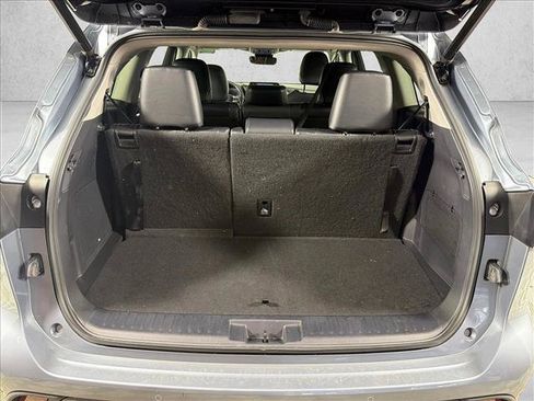 Used 2021 Toyota Highlander Limited AWD/4WD image 20